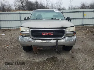 1999 GMC New Sierra 1500 SLE with VIN 1GTEK14T7XE540050, listed as a Copart auction lot 73996834 with 0 mi miles and Clean Title. Bid and sale history available at carsss.com. Image 5.