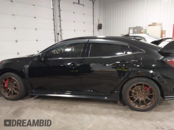 2019 Honda Civic Type R Touring z VIN SHHFK8G73KU203845, wystawiony jako IAAI lot #42094979 z przebiegiem 25 644 mil mil oraz . Historia ofert i sprzedaży dostępna na DreamBid. Obrazek 15.