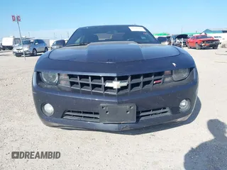 2013 Chevrolet Camaro LT с VIN 2G1FC1E36D9127740, выставлен на аукционе IAAI как лот 42783243 с пробегом 157 329 миль миль и . История ставок и продаж доступна на DreamBid. Изображение 12.