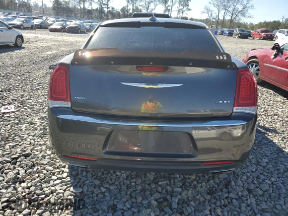 2016 Chrysler 300 Limited with VIN 2C3CCARG3GH208328, listed as a Copart auction lot 42081985 with 118,382 mi miles and Salvage Title. Bid and sale history available at DreamBid. Image 6.