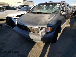 2000 Toyota Sienna LE with VIN 4T3ZF13CXYU272905, listed as a Copart auction lot 63065914 with Not Provided miles and Non Repairable. Bid and sale history available at carsss.com. Image 1.