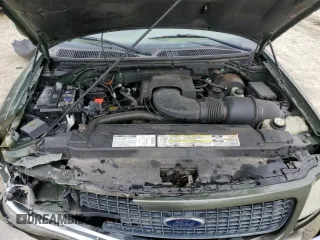 2001 Ford Expedition Eddie Bauer with VIN 1FMPU18L31LB82957, listed as a Copart auction lot 48500495 with 102,746 mi miles and Salvage title. Bid and sale history available at DreamBid. Image 12.