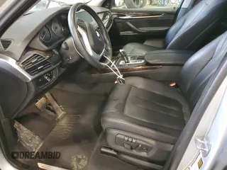 2016 BMW X5 xDrive35i z VIN 5UXKR0C56G0S93904, wystawiony jako Copart lot #53117335 z przebiegiem 95 191 mil mil oraz Szkody całkowita. Historia ofert i sprzedaży dostępna na DreamBid. Obrazek 7.