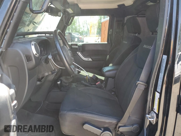 2017 Jeep Wrangler Unlimited Sahara with VIN 1C4BJWEG1HL541650, listed as a Copart auction lot 54393255 with 184,323 mi miles and Clean title. Bid and sale history available at DreamBid. Image 7.