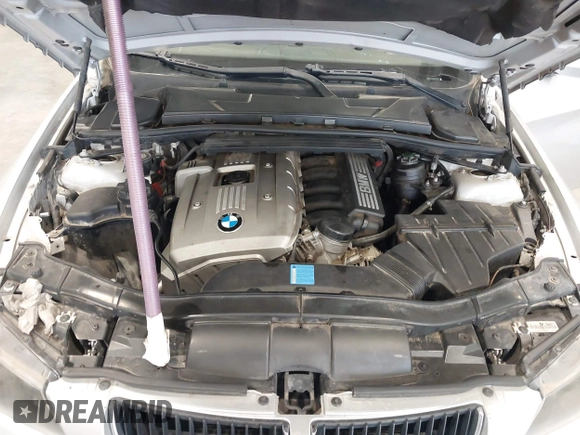 2006 BMW 3 Series 325i with VIN WBAVB17566NK33798, listed as a IAAI auction lot 42425997 with 210,994 mi miles and . Bid and sale history available at DreamBid. Image 10.