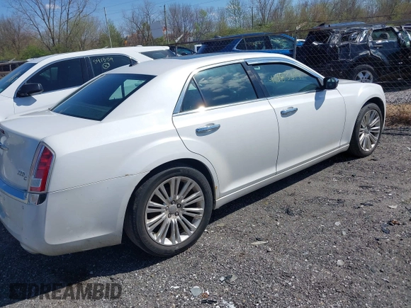 2011 Chrysler 300 with VIN 2C3CA6CT0BH529230, listed as a IAAI auction lot 41983319 with 197,344 mi miles. Bid and sale history available at carsss.com. Image 4.