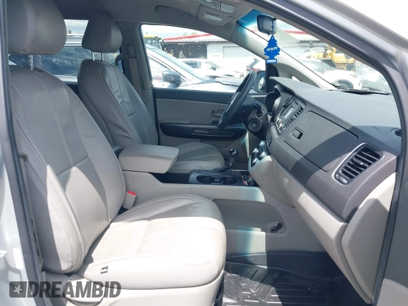 2016 Kia Sedona L with VIN KNDMA5C10G6182399, listed as a IAAI auction lot 42186358 with 102,874 mi miles and . Bid and sale history available at DreamBid. Image 5.