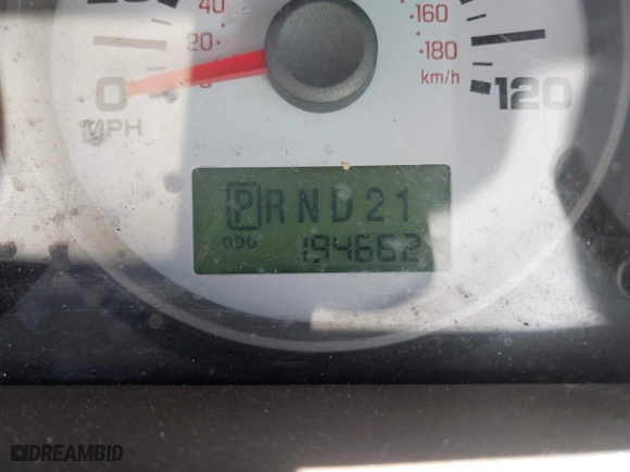 2006 Ford Escape Limited with VIN 1FMYU04176KD53709, listed as a IAAI auction lot 41886158 with 194,682 mi miles. Bid and sale history available at carsss.com. Image 7.