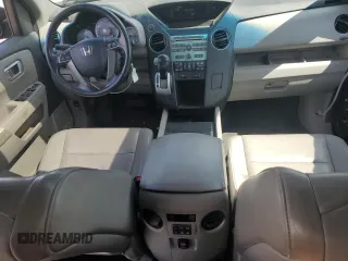 2011 Honda Pilot EX-L with VIN 5FNYF4H53BB036343, listed as a Copart auction lot 52136145 with 217,132 mi miles and Salvage Title. Bid and sale history available at carsss.com. Image 8.
