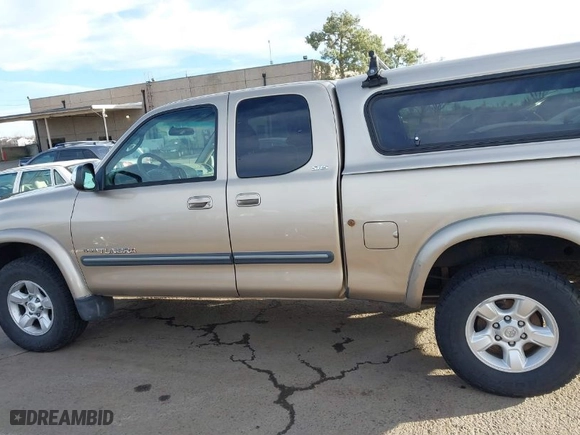 2006 Toyota Tundra SR5 with VIN 5TBBT44166S478013, listed as a IAAI auction lot 41631506 with 253,851 mi miles. Bid and sale history available at carsss.com. Image 15.