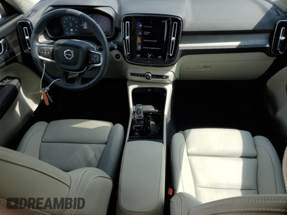 2021 Volvo XC40 Inscription with VIN YV4AC2HL7M2598441, listed as a Copart auction lot 46671144 with 6,336 mi miles. Bid and sale history available at carsss.com. Image 8.