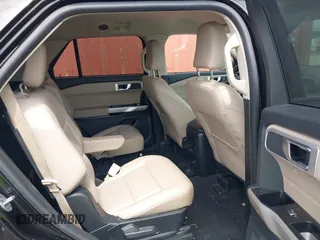 2022 Ford Explorer XLT z VIN 1FMSK8DH0NGC02932, wystawiony jako IAAI lot #42557795 z przebiegiem 90 991 mil mil oraz . Historia ofert i sprzedaży dostępna na DreamBid. Obrazek 8.