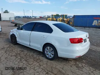 2011 Volkswagen Jetta SE with VIN 3VWDX7AJ5BM321946, listed as a IAAI auction lot 42178181 with 149,945 mi miles and . Bid and sale history available at DreamBid. Image 3.