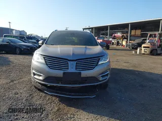 2016 Lincoln MKC Reserve with VIN 5LMTJ3DH0GUJ31789, listed as a IAAI auction lot 41190967 with 92,696 mi miles and . Bid and sale history available at DreamBid. Image 11.