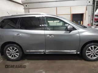 2015 Nissan Pathfinder SV with VIN 5N1AR2MM0FC662246, listed as a IAAI auction lot 41592969 with 156,382 mi miles. Bid and sale history available at carsss.com. Image 13.