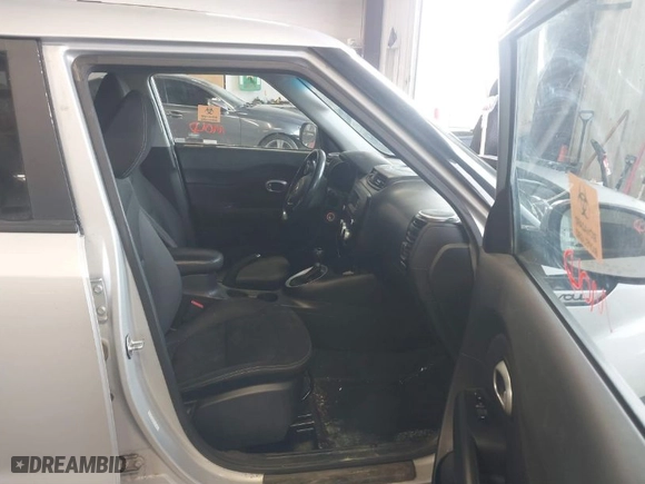 2016 Kia Soul with VIN KNDJN2A22G7843605, listed as a IAAI auction lot 41764200 with NaN miles. Bid and sale history available at carsss.com. Image 5.
