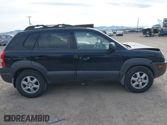 2005 Hyundai Tucson GLS with VIN KM8JN72D65U192566, listed as a IAAI auction lot 40457875 with 177,352 mi miles. Bid and sale history available at carsss.com. Image 13.
