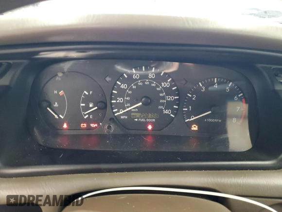 2001 Toyota Camry CE z VIN 4T1BG22K11U800794, wystawiony jako Copart lot #58505215 z przebiegiem 208 798 mil mil oraz Czysty tytuł • Clean title. Historia ofert i sprzedaży dostępna na DreamBid. Obrazek 9.