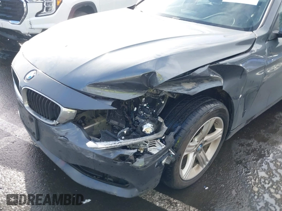 2015 BMW 4 Series 428i xDrive with VIN WBA4C9C55FD331207, listed as a IAAI auction lot 41636906 with 131,306 mi miles and . Bid and sale history available at DreamBid. Image 6.