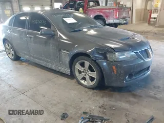 2008 Pontiac G8 GT with VIN 6G2EC57Y38L127980, listed as a IAAI auction lot 41626173 with 193,873 mi miles. Bid and sale history available at carsss.com. Image 1.