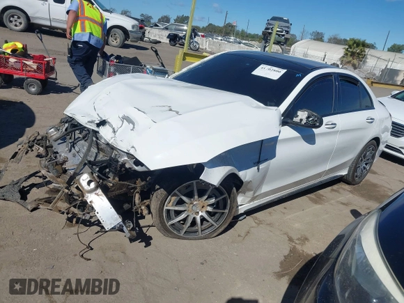 2020 Mercedes-Benz C 63 AMG with VIN 55SWF8GB5LU332454, listed as a IAAI auction lot 41702800 with 54,098 mi miles and . Bid and sale history available at DreamBid. Image 17.