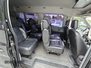2018 Ford Transit Passenger XL with VIN 1FBAX2CM3JKA84979, listed as a Copart auction lot 59193135 with 65,920 mi miles and Salvage title. Bid and sale history available at DreamBid. Image 9.