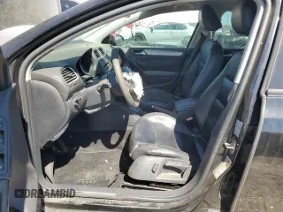 2013 Volkswagen Golf с VIN WVWDA7AJ0DW118082, выставлен на аукционе Copart как лот 49914305 с пробегом 156 528 миль миль и Чистый • Clean title. История ставок и продаж доступна на DreamBid. Изображение 7.