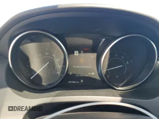 2020 Jaguar E-Pace SE z VIN SADFP2FX0L1Z86462, wystawiony jako Copart lot #51167515 z przebiegiem 31 482 mil mil oraz Nie do naprawy. Historia ofert i sprzedaży dostępna na DreamBid. Obrazek 9.