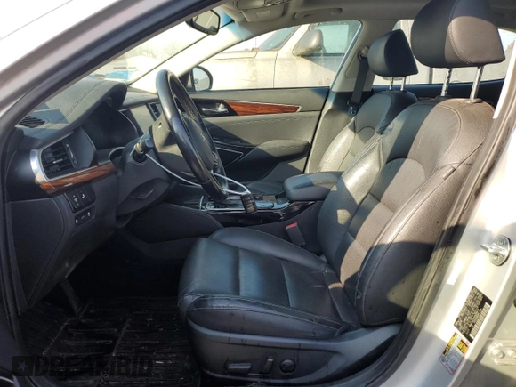 2017 Kia Cadenza Premium with VIN KNALC4J14H5039575, listed as a Copart auction lot 77911134 with 57,822 mi miles and Clean Title. Bid and sale history available at carsss.com. Image 7.