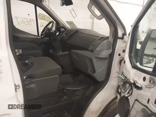 2018 Ford Transit с VIN 1FTYR1ZM6JKA46796, выставлен на аукционе IAAI как лот 42178567 с пробегом 61 821 миль миль и . История ставок и продаж доступна на DreamBid. Изображение 5.