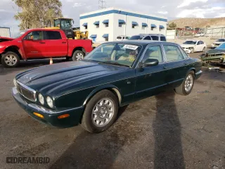1999 Jaguar XJ with VIN SAJHD1048XC867723, listed as a Copart auction lot 76745444 with 170,999 mi miles and Salvage Title. Bid and sale history available at carsss.com. Image 1.