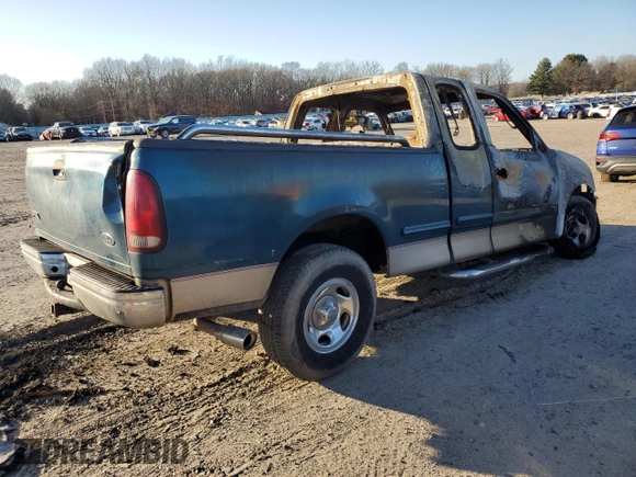 2000 Ford F-150 XL with VIN 1FTRX17L6YNB61928, listed as a Copart auction lot 43136575 with 0 mi miles and Non Repairable. Bid and sale history available at carsss.com. Image 3.