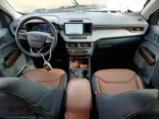 2024 Ford Maverick LARIAT with VIN 3FTTW8M31RRA19233, listed as a Copart auction lot 50063345 with 24,211 mi miles and Salvage Title. Bid and sale history available at carsss.com. Image 8.