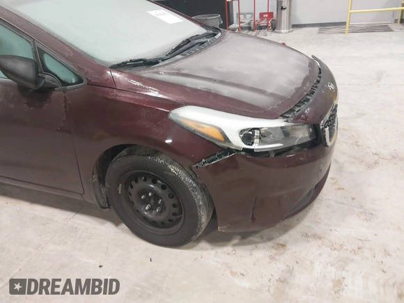 2017 Kia Forte LX with VIN 3KPFK4A78HE061493, listed as a IAAI auction lot 41580452 with 172,908 mi miles and . Bid and sale history available at carsss.com. Image 6.