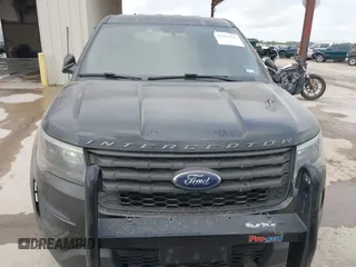 2019 Ford Police Interceptor Utility с VIN 1FM5K8ATXKGB54891, выставлен на аукционе IAAI как лот 42413325 с пробегом 113 579 миль миль и . История ставок и продаж доступна на DreamBid. Изображение 6.