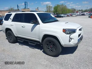 2018 Toyota 4Runner SR5 with VIN JTEBU5JR6J5545742, listed as a IAAI auction lot 41940150 with 64,488 mi miles and . Bid and sale history available at DreamBid. Image 1.