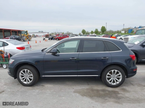 2015 Audi Q5 Premium Plus with VIN WA1LFAFP8FA099671, listed as a IAAI auction lot 42041178 with 169,242 mi miles. Bid and sale history available at carsss.com. Image 14.