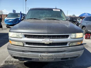 2003 Chevrolet Suburban LS with VIN 3GNEC16T43G343955, listed as a Copart auction lot 51368415 with 217,420 mi miles and Clean title. Bid and sale history available at DreamBid. Image 5.