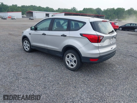 2019 Ford Escape S с VIN 1FMCU0F7XKUA86477, выставлен на аукционе IAAI как лот 42497551 с пробегом 17 985 миль миль и . История ставок и продаж доступна на DreamBid. Изображение 3.