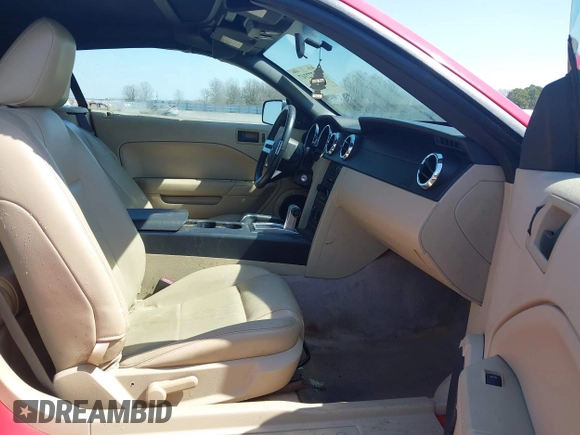 2006 Ford Mustang Standard with VIN 1ZVFT84N965234717, listed as a IAAI auction lot 41772347 with 53,356 mi miles and . Bid and sale history available at carsss.com. Image 5.