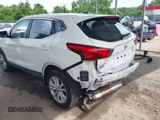 2017 Nissan Rogue SV with VIN JN1BJ1CP6HW020012, listed as a IAAI auction lot 42341308 with 87,600 mi miles and . Bid and sale history available at DreamBid. Image 19.
