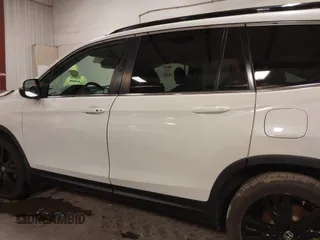 2021 Honda Pilot Special Edition z VIN 5FNYF6H26MB086397, wystawiony jako IAAI lot #41162732 z przebiegiem 94 246 mil mil oraz . Historia ofert i sprzedaży dostępna na DreamBid. Obrazek 15.