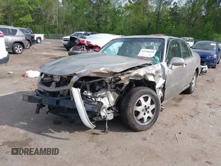 2002 Acura RL with VIN JH4KA96582C011728, listed as a IAAI auction lot 41938429 with 1 mi miles. Bid and sale history available at carsss.com. Image 6.