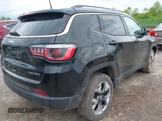 2019 Jeep Compass Limited with VIN 3C4NJDCB2KT821856, listed as a IAAI auction lot 42327044 with 74,534 mi miles and . Bid and sale history available at DreamBid. Image 4.