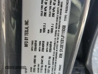 2018 Tesla Model 3 Long Range Battery z VIN 5YJ3E1EB1JF119368, wystawiony jako Copart lot #54059834 z przebiegiem 49 216 mil mil oraz Szkody całkowita. Historia ofert i sprzedaży dostępna na DreamBid. Obrazek 12.