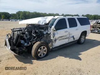 2011 GMC Yukon XL SLE with VIN 1GKS1HE0XBR268828, listed as a Copart auction lot 72598254 with Not Provided miles and Salvage Title. Bid and sale history available at carsss.com. Image 1.