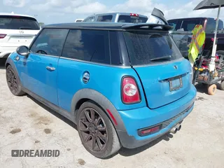 2013 MINI Hardtop S with VIN WMWSV3C5XDT392344, listed as a IAAI auction lot 42565417 with 95,855 mi miles and . Bid and sale history available at DreamBid. Image 3.