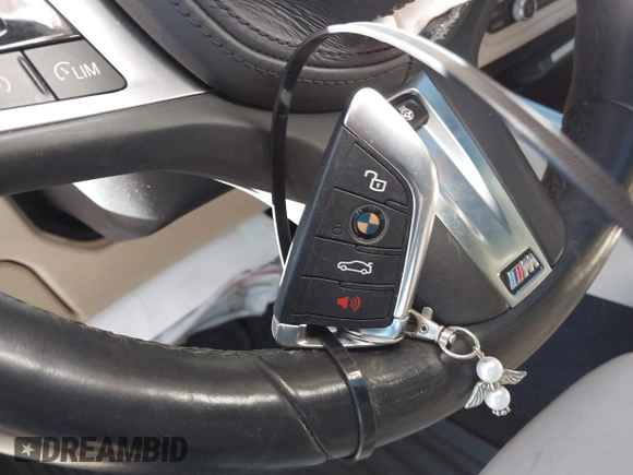 2020 BMW 3 Series 330i xDrive with VIN 3MW5R7J0XL8B28398, listed as a IAAI auction lot 40813374 with 53,662 mi miles and . Bid and sale history available at DreamBid. Image 11.