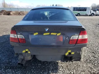 2001 BMW 3 Series 325i with VIN WBAAV33451FU97905, listed as a Copart auction lot 44808975 with 121,506 mi miles and Salvage Title. Bid and sale history available at carsss.com. Image 6.