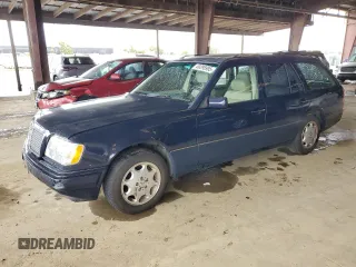 1995 Mercedes-Benz E with VIN WDBEA92E6SF318493, listed as a Copart auction lot 49295995 with 191,983 mi miles and Clean Title. Bid and sale history available at DreamBid. Image 1.